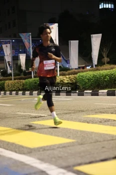Runner Photo 4564334