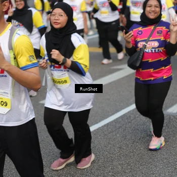 Runner Photo 4564342