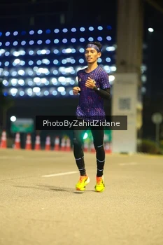 Runner Photo 4564368