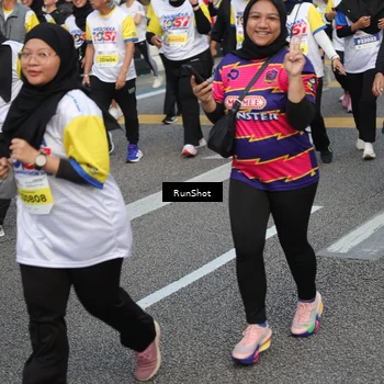 Runner Photo 4564375