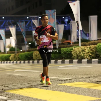 Runner Photo 4564457