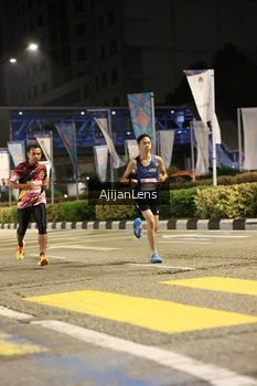 Runner Photo 4564465