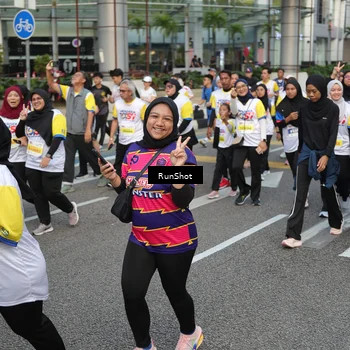 Runner Photo 4564504