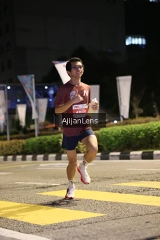 Runner Photo 4564591