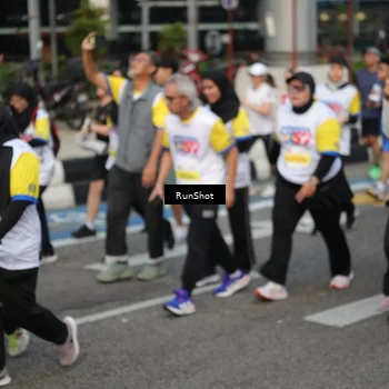 Runner Photo 4564628