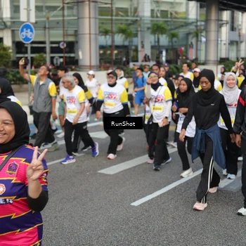 Runner Photo 4564637