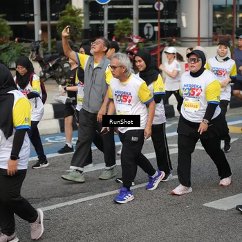 Runner Photo 4564644