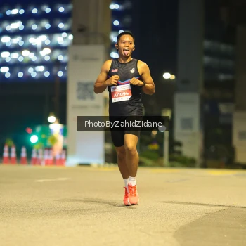 Runner Photo 4564691
