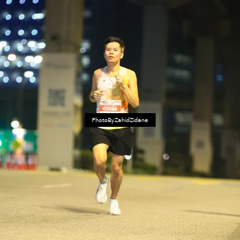 Runner Photo 4564700