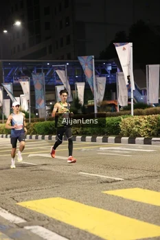 Runner Photo 4564719
