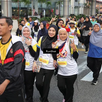 Runner Photo 4564835