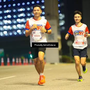 Runner Photo 4564837