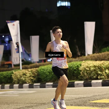 Runner Photo 4564875