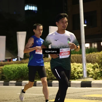 Runner Photo 4564911
