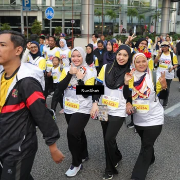 Runner Photo 4564947