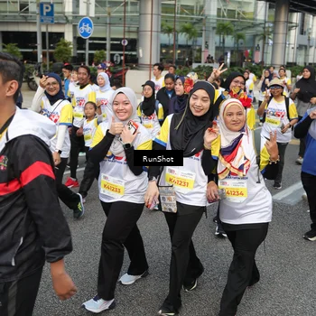 Runner Photo 4564972