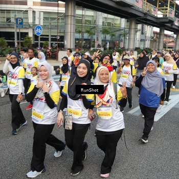 Runner Photo 4565005