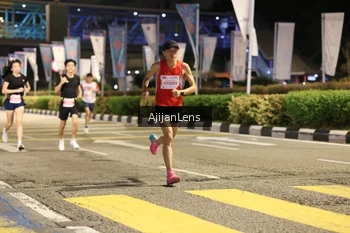Runner Photo 4565023