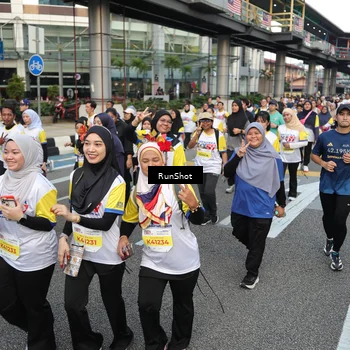 Runner Photo 4565053