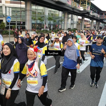 Runner Photo 4565070