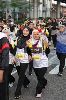 Runner Photo 4565113