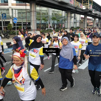 Runner Photo 4565143