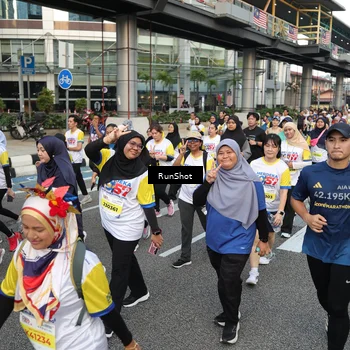 Runner Photo 4565178