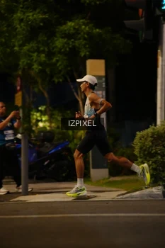 Runner Photo 4565180