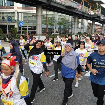 Runner Photo 4565187