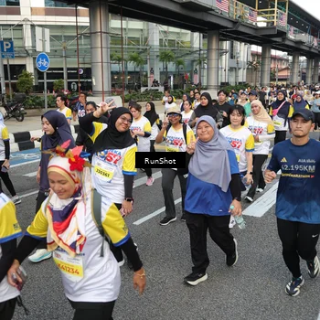 Runner Photo 4565213