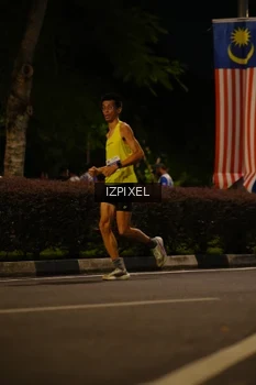 Runner Photo 4565341