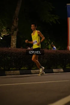Runner Photo 4565367