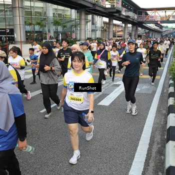 Runner Photo 4565384