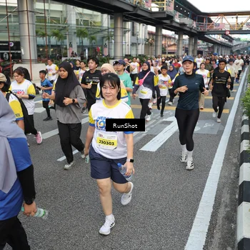 Runner Photo 4565393