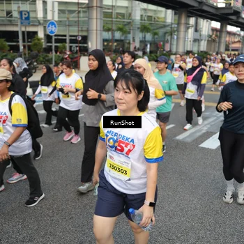 Runner Photo 4565478