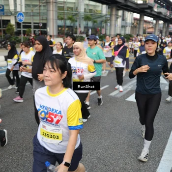Runner Photo 4565500