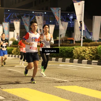 Runner Photo 4565532