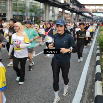 Runner Photo 4565545