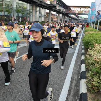 Runner Photo 4565590