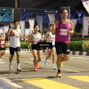 Runner Photo 4565622