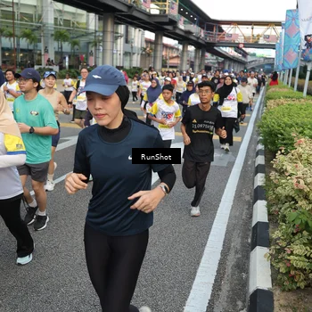 Runner Photo 4565636