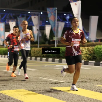 Runner Photo 4565700