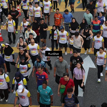 Runner Photo 4565703