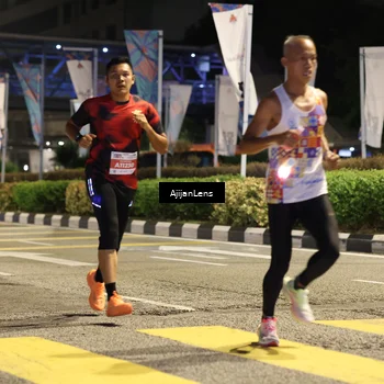 Runner Photo 4565751