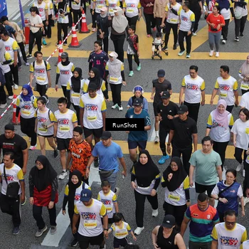 Runner Photo 4565753