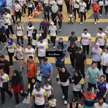 Runner Photo 4565797