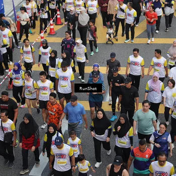 Runner Photo 4565848