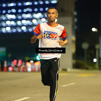 Runner Photo 4565908