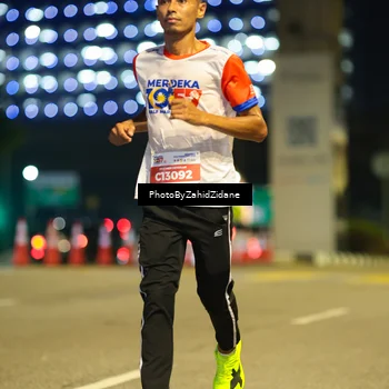 Runner Photo 4565919