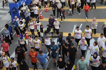 Runner Photo 4565971